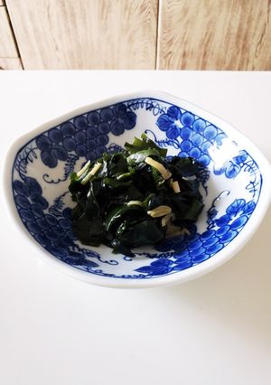 ごま油香る、わかめと生姜の和えもの-レシピのメイン写真