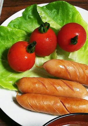 朝ごはんに簡単♪ボイルするウインナー☆-レシピのメイン写真