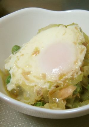 キャベツの落とし卵煮-レシピのメイン写真