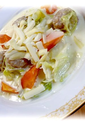 ミートボールとキャベツのホワイトソース煮-レシピのメイン写真