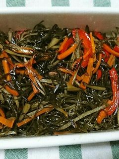 ごぼうとパプリカと切り昆布の煮物-レシピのメイン写真