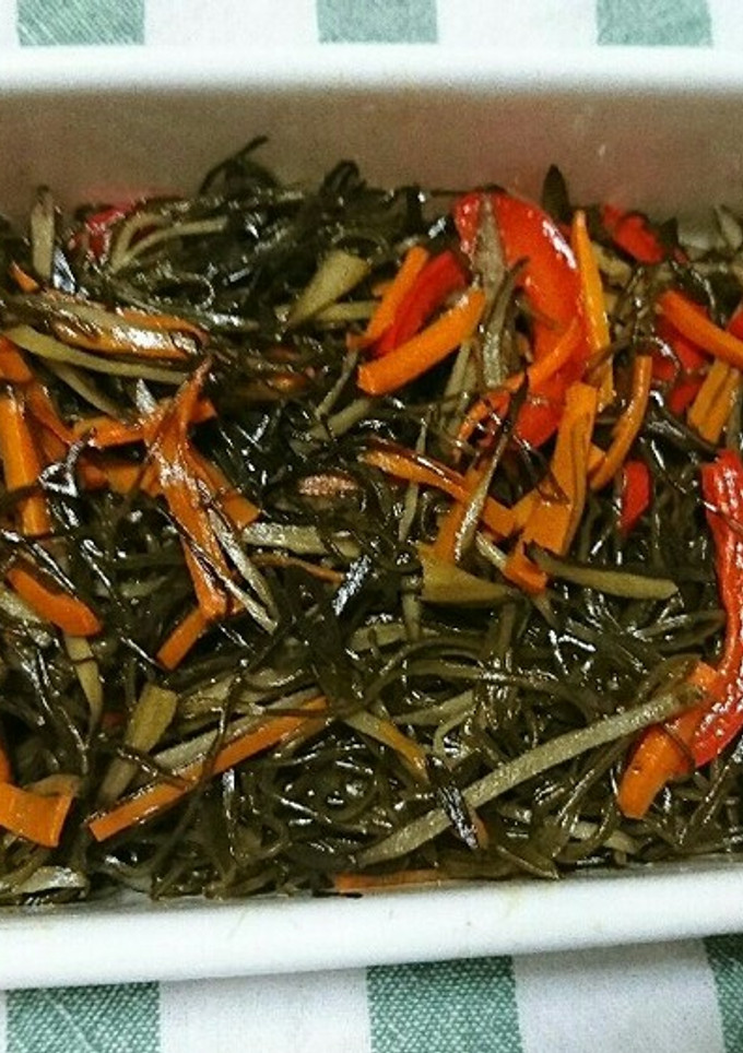 ごぼうとパプリカと切り昆布の煮物-レシピのメイン写真