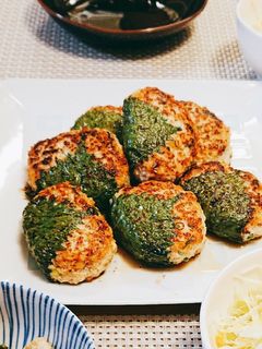 レンコン入り★鶏と豆腐のつみれバーグ-レシピのメイン写真