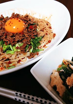 余り物のビビンバの具で♪混ぜ麺&中華和え-レシピのメイン写真