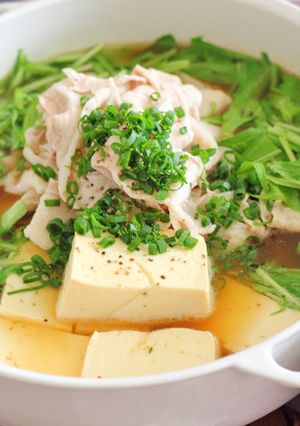 大豆ペーストでとんこつしょうゆ鍋-レシピのメイン写真