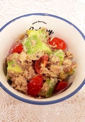 やみつき♡アボガドとサバのわさびマヨ和え-レシピのメイン写真