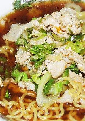豚肉炒めラーメン（市販の生麺とスープ）-レシピのメイン写真