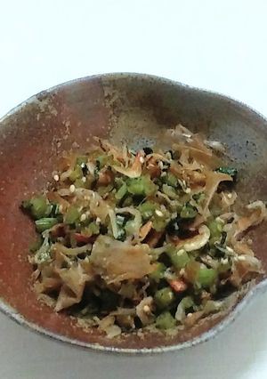 カルシウム一杯♪山葵の茎でふりかけ-レシピのメイン写真