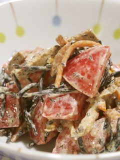 ひじきの煮物とトマトマヨネーズサラダ♪-レシピのメイン写真