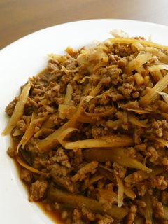 牛そぼろとゴボウの甘辛煮-レシピのメイン写真