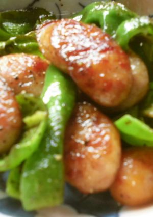 しし唐とソーセージのスパイシー焼き♪-レシピのメイン写真