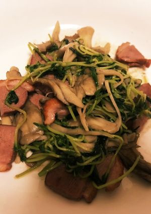 豆苗のオリーブオイル炒め-レシピのメイン写真