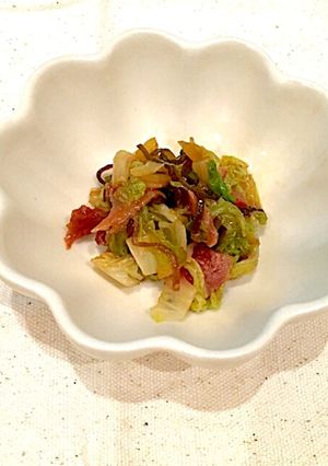 即席副菜☆白菜と梅肉と塩昆布和え-レシピのメイン写真