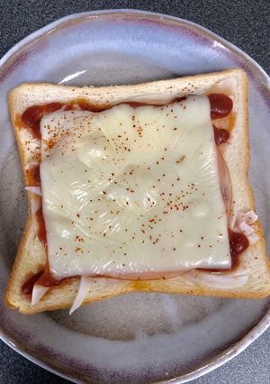 オニオンハムチーズトースト!-レシピのメイン写真