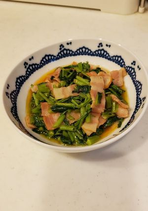 空芯菜とベーコンの簡単ツマミ-レシピのメイン写真