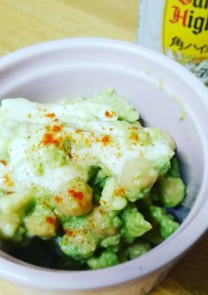 筋トレ飯♡アボカドチーズ大豆あえ-レシピのメイン写真