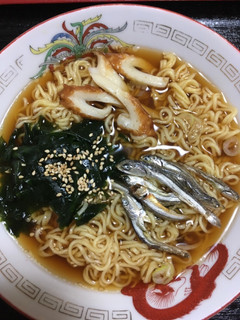 グルメサイコパス流煮干出汁で即席ラーメン-レシピのメイン写真