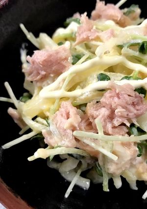 大根とカイワレ菜のサラダ♩温玉のせ-レシピのメイン写真