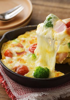 北海道♪とろ～りチーズのオープンオムレツ-レシピのメイン写真