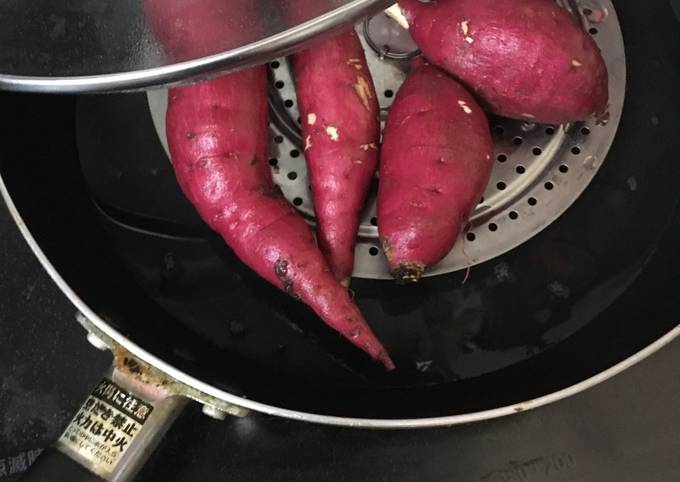 フライパンでさつま芋蒸す ストア