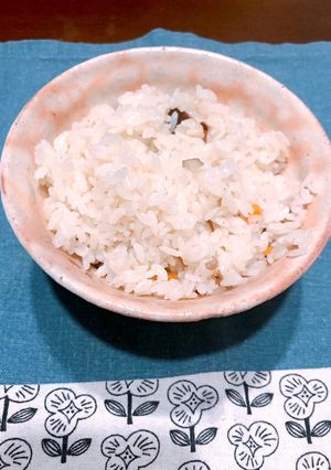 簡単✩.*˚炊き込みご飯-レシピのメイン写真