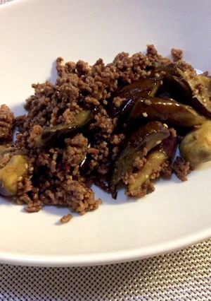 茄子食べよ！ナスと挽肉の甘辛味噌炒め-レシピのメイン写真
