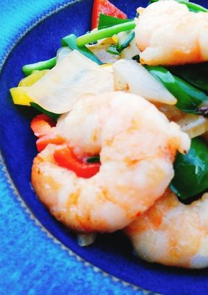 栄養たっぷり✨えびと香味野菜のうま塩炒め-レシピのメイン写真