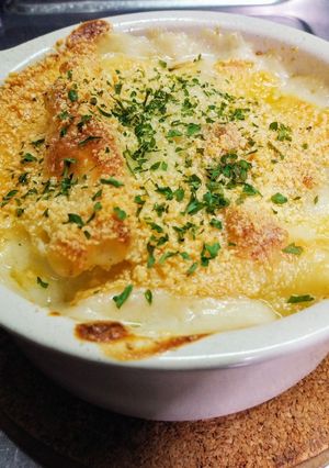 クリームシチューからリメイクのグラタン♪-レシピのメイン写真