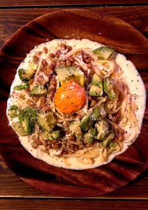 アボガドと納豆のカルボナーラ-レシピのメイン写真