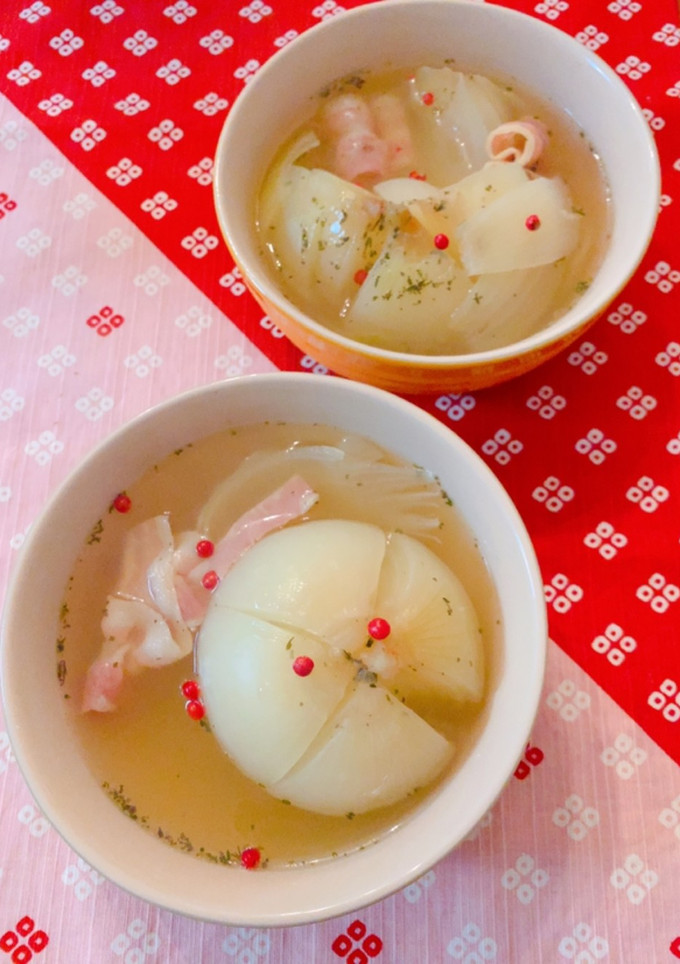 丸ごと玉ねぎのスープ煮-レシピのメイン写真