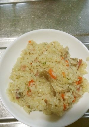 秋のきのこと野菜とベーコンのピラフ-レシピのメイン写真