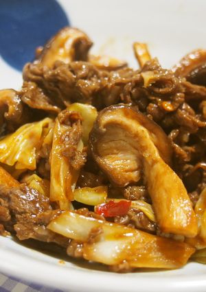 牛肉と椎茸で回鍋肉♪牛肉と椎茸香る♪-レシピのメイン写真