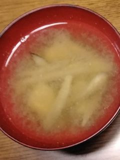 ごぼうとじゃがいもの味噌汁-レシピのメイン写真