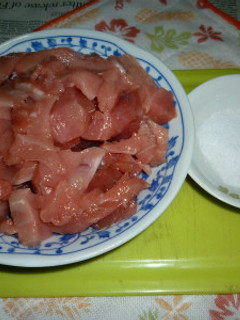 ミナミマグロのスペアリブ~まずはお刺身で-レシピのメイン写真
