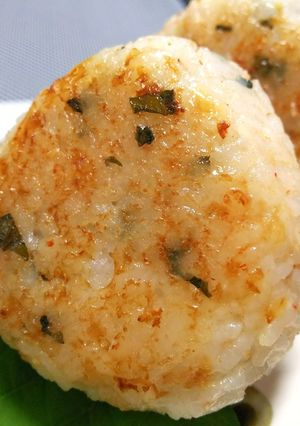 明太子と大葉のマヨネーズ焼きおにぎり-レシピのメイン写真