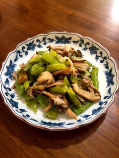 万願寺とうがらしと平茸の炒め物-レシピのメイン写真