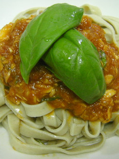 冷たいツナトマトソースの蕎麦パスタ-レシピのメイン写真