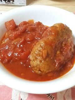 トマト缶で煮込みハンバーグ-レシピのメイン写真
