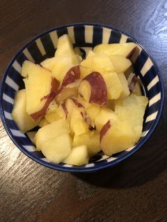 サツマイモとりんごの煮物-レシピのメイン写真