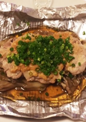 豚肉ときのこの味噌がけホイル焼き-レシピのメイン写真