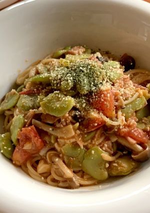 市販のソース+そら豆トマトクリームパスタ-レシピのメイン写真