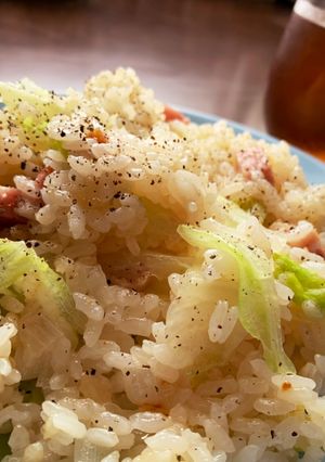 ベーコンとレタスの炊飯器ピラフ-レシピのメイン写真