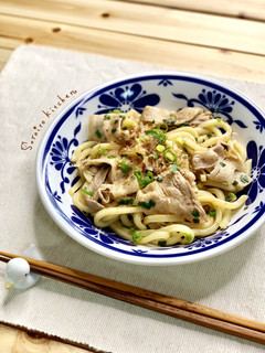 簡単&満腹*豚バラと小ねぎの焼きうどん*-レシピのメイン写真