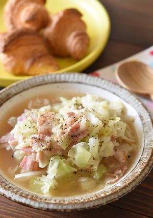 キャベツとベーコンのとろとろスープ-レシピのメイン写真