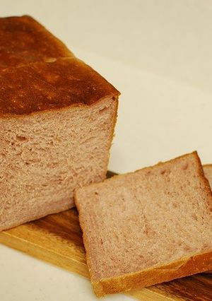 アマランサス入り♡プチプチ庭梅の角食-レシピのメイン写真