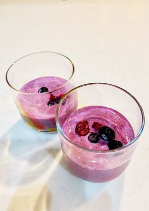 簡単ヘルシー美味しいベリースムージー-レシピのメイン写真