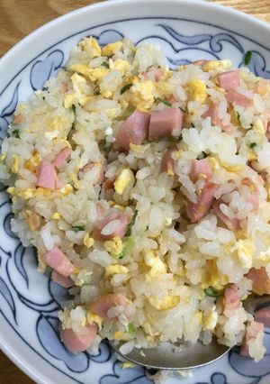 魚肉ソーセージと卵のチャーハン-レシピのメイン写真