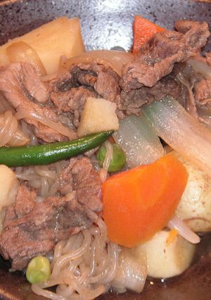 丸ごと新じゃがで肉じゃが。-レシピのメイン写真