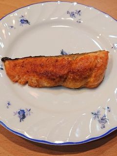 秋鮭のムニエル カレー風味-レシピのメイン写真