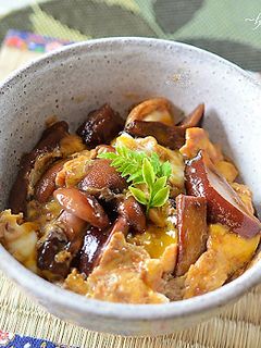 八方だしで、落葉きのこの卵とじ丼♪-レシピのメイン写真